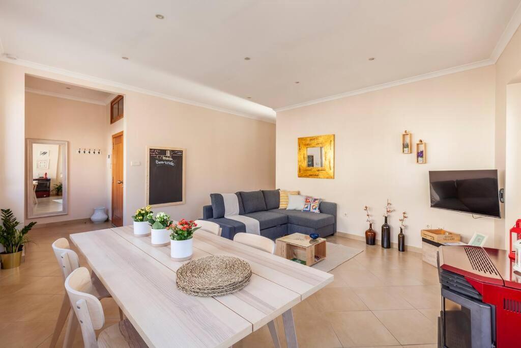 Charming 120M² In Historic Center Apartamento Lamego Exterior foto